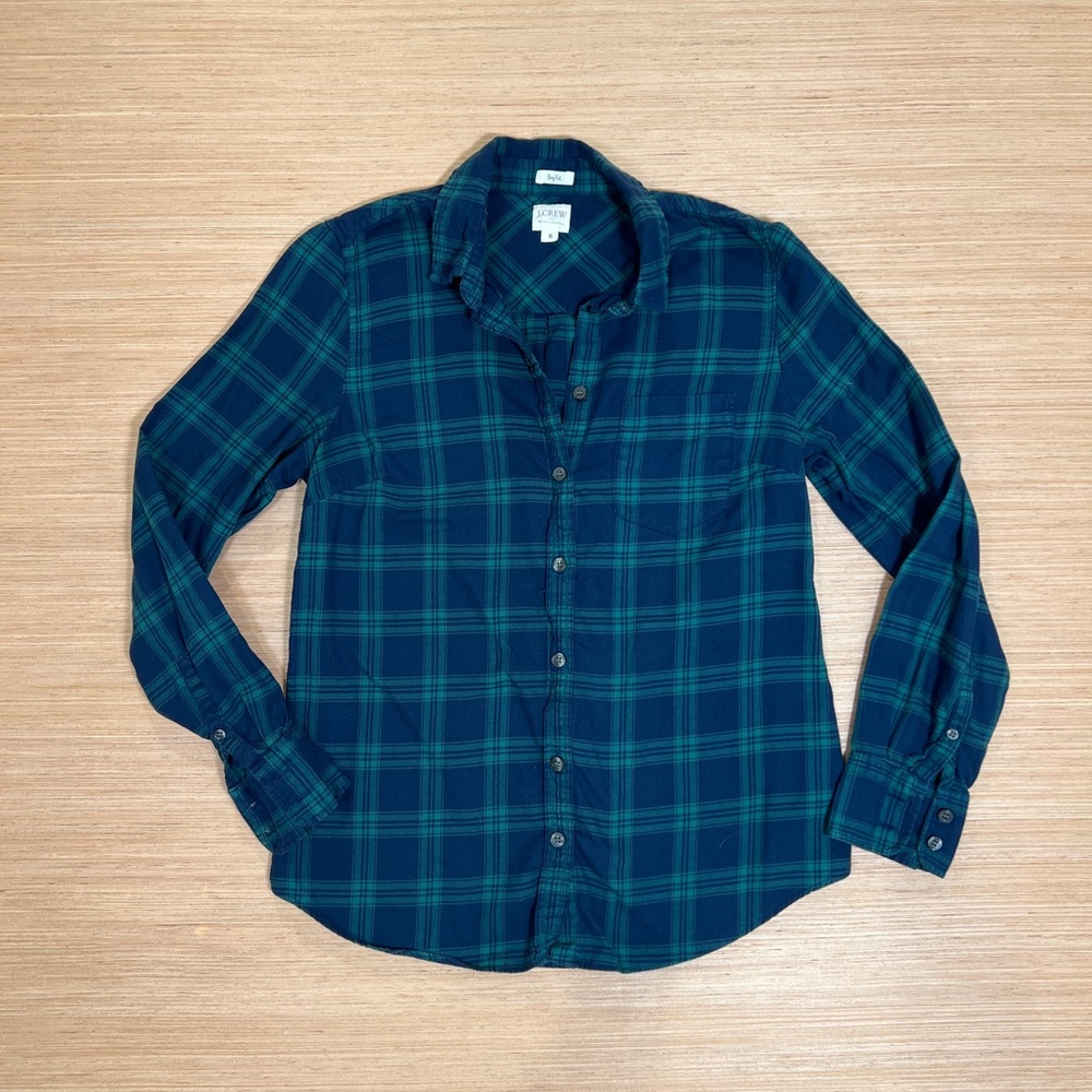 J.Crew plaid boyfriend fit bottom down fleece Sz S